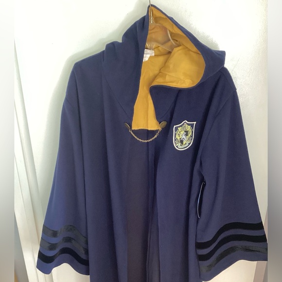1920s Hogwarts Hufflepuff Blue Robe with Black Accents Adult OS - Picture 3 of 16